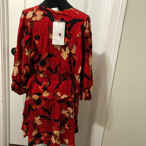 Band Of The Free ‎ Women's Red & Black Floral Button-Front Dress Size Medium NWT - Picture 4 of 8
